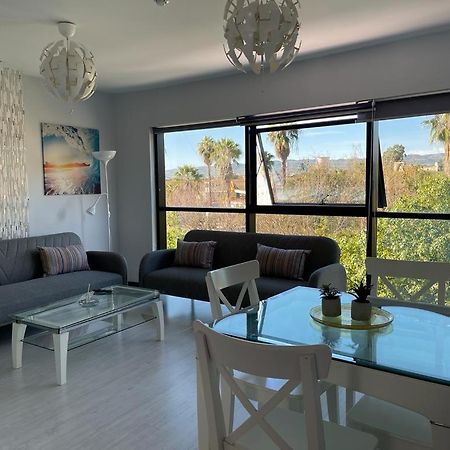 Tecnocordoba II Aparcamiento Privado Gratuito Y Piscina Apartment Luaran gambar