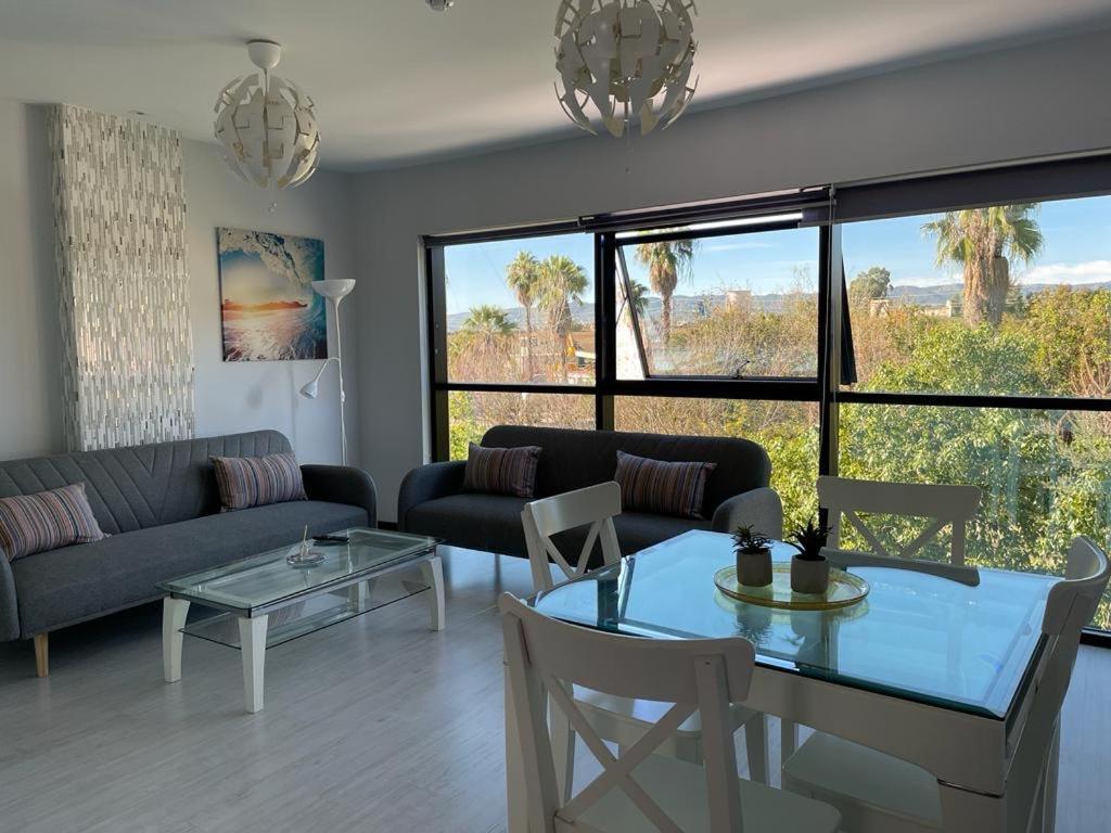Tecnocordoba II Aparcamiento Privado Gratuito Y Piscina Apartment Luaran gambar