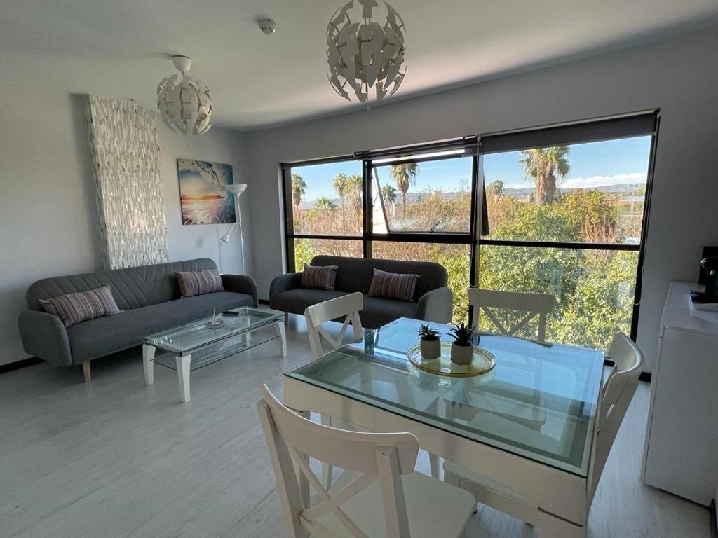 Tecnocordoba II Aparcamiento Privado Gratuito Y Piscina Apartment Luaran gambar